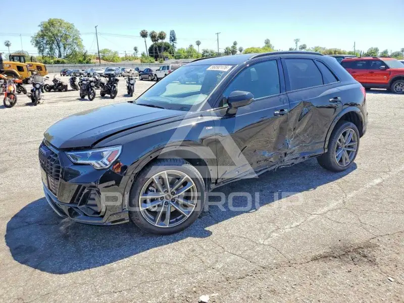 2024 Audi Q3 фото