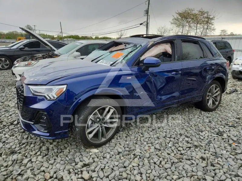 2024 Audi Q3 фото