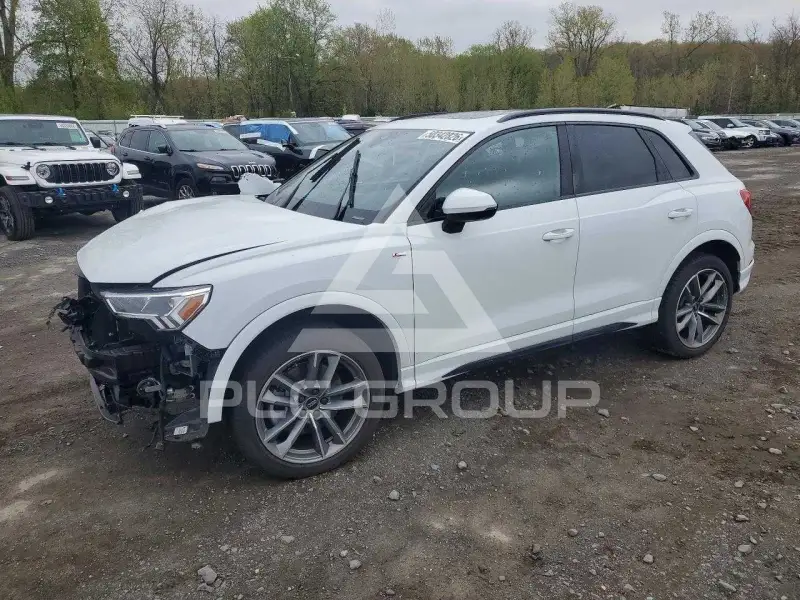2024 Audi Q3 фото