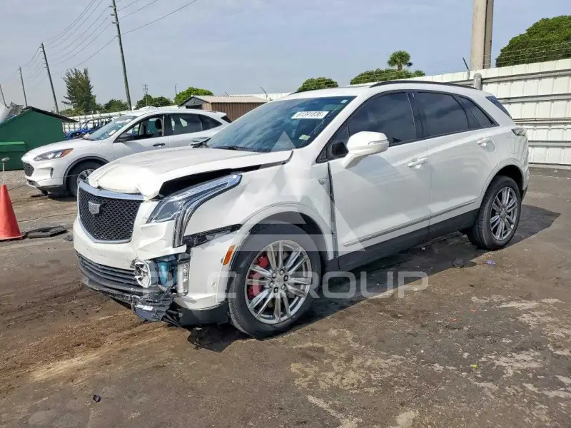 2024 Cadillac XT5 фото