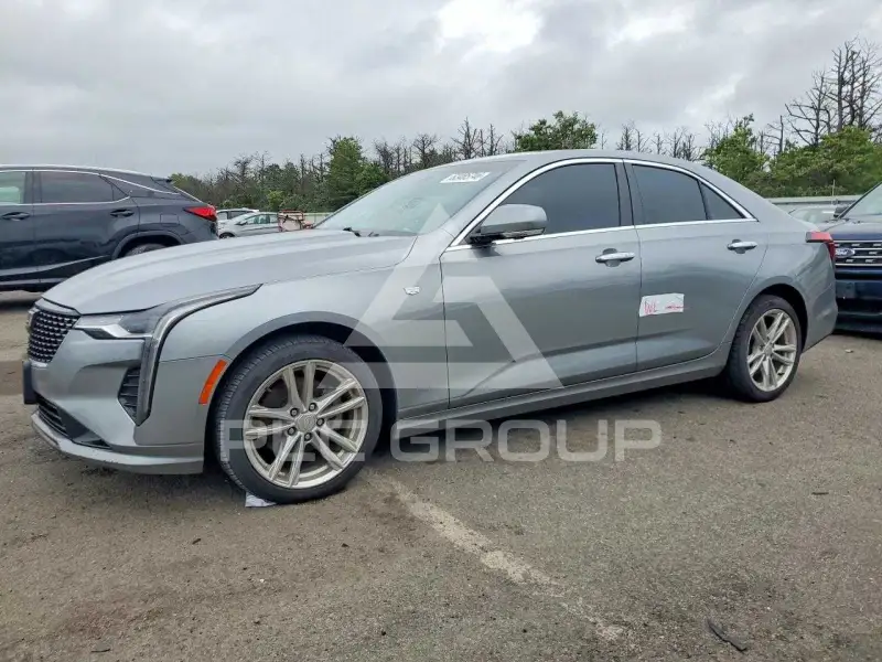 2024 Cadillac CT4 фото