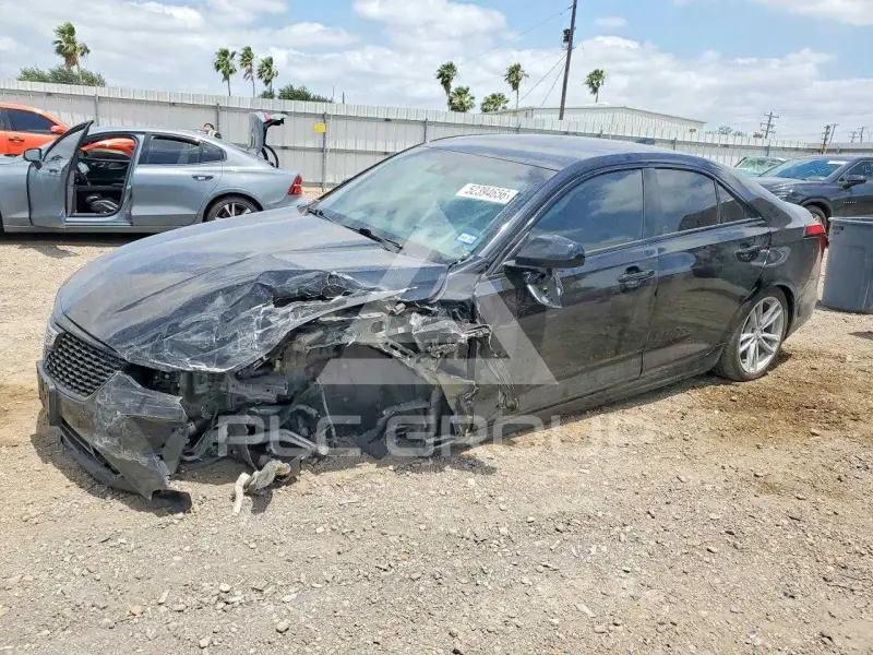 2024 Cadillac CT4 photo