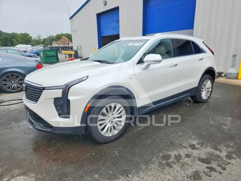 2024 Cadillac XT4 фото