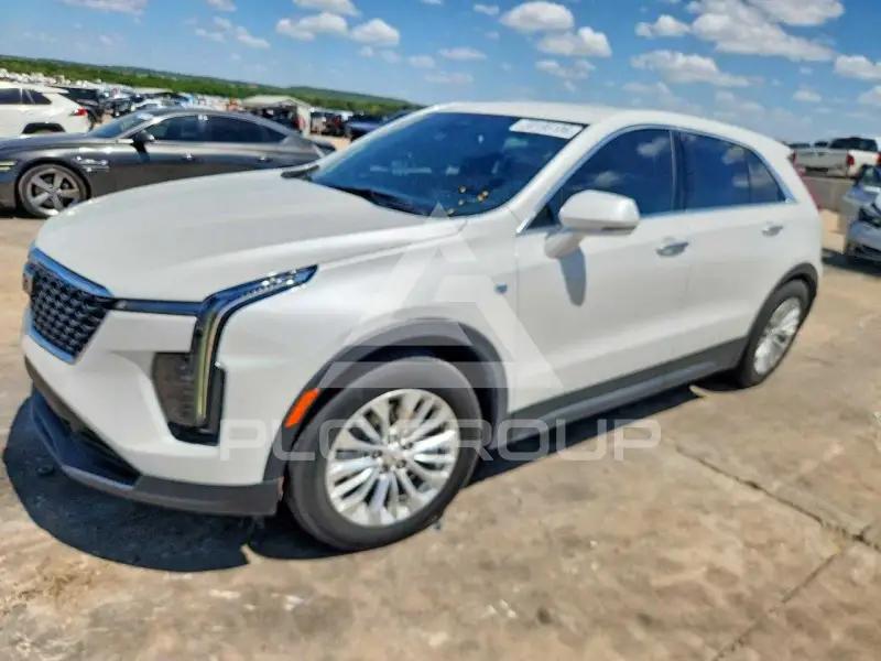 2024 Cadillac XT4 фото
