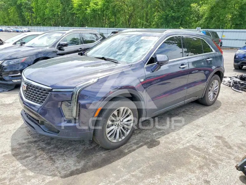 2024 Cadillac XT4 фото