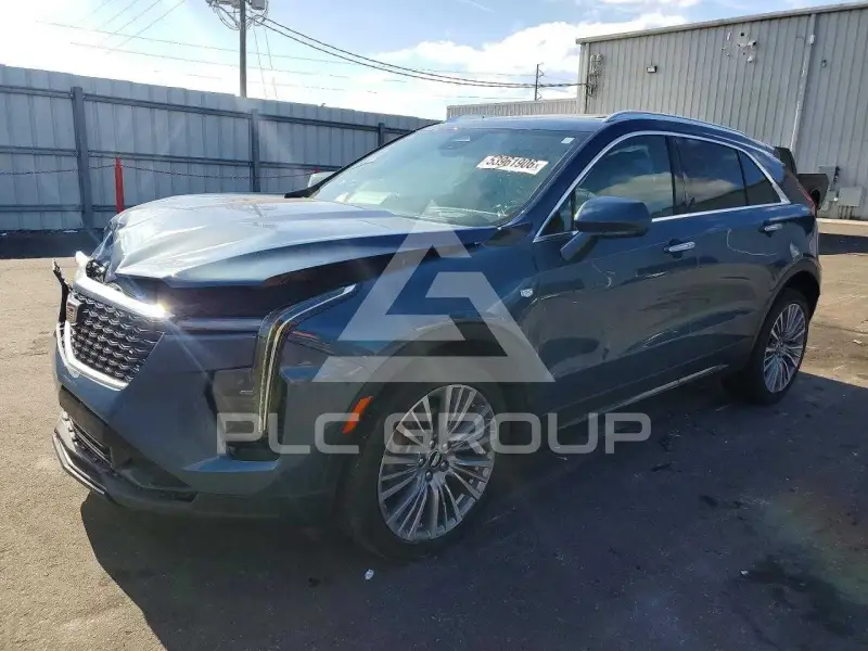 2024 Cadillac XT4 photo