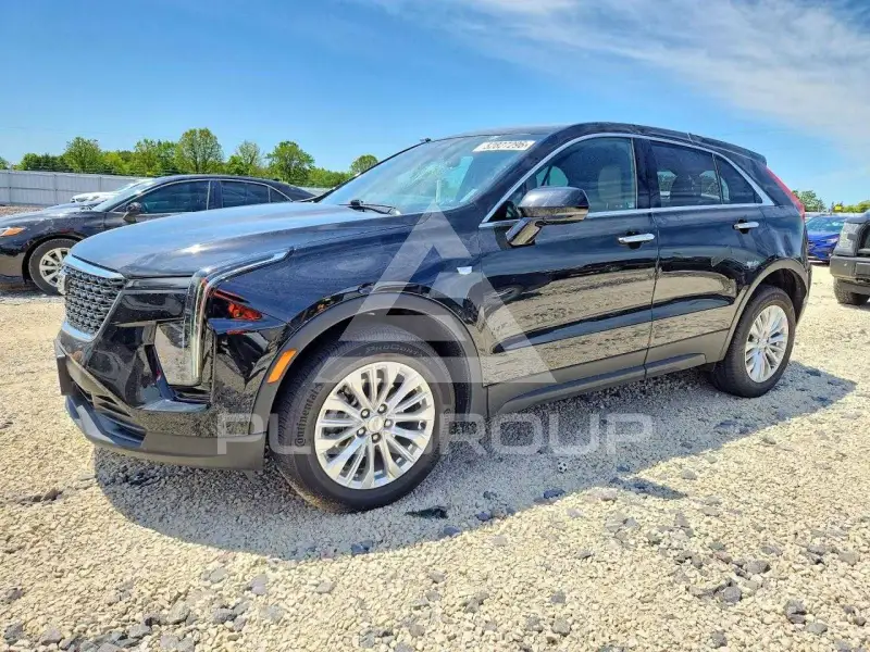 2024 Cadillac XT4 фото