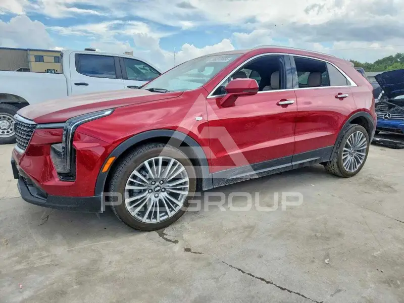 2024 Cadillac XT4 photo