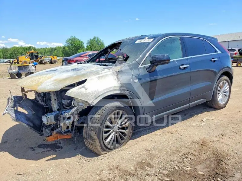 2024 Cadillac XT4 photo