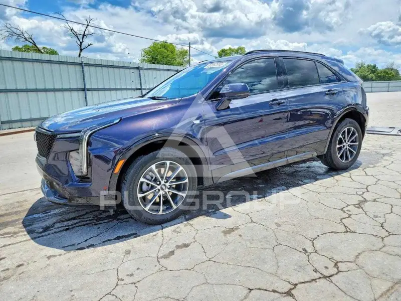 2024 Cadillac XT4 photo