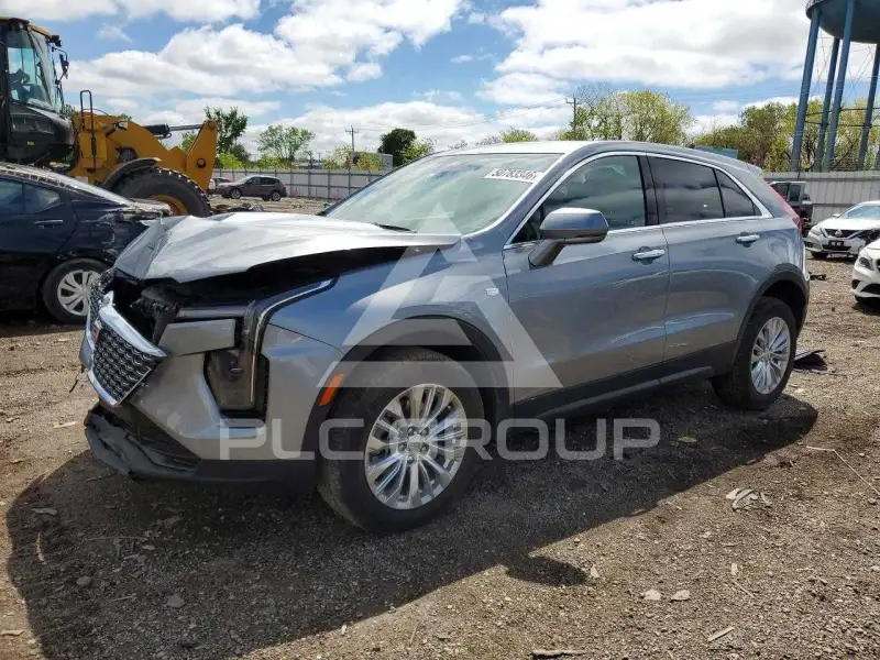 2024 Cadillac XT4 фото