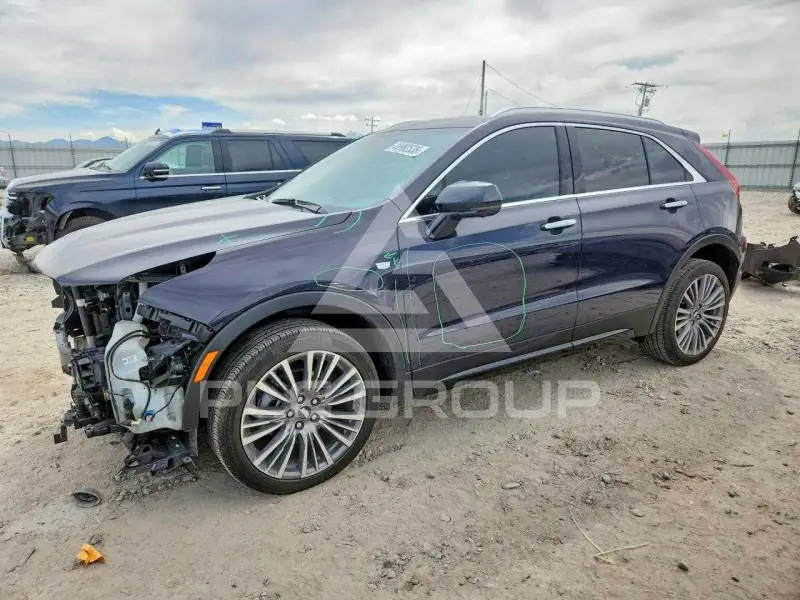 2024 Cadillac XT4 photo
