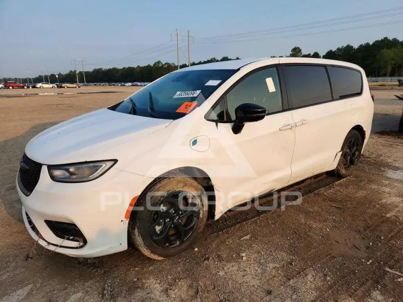2024 Chrysler PACIFICA фото