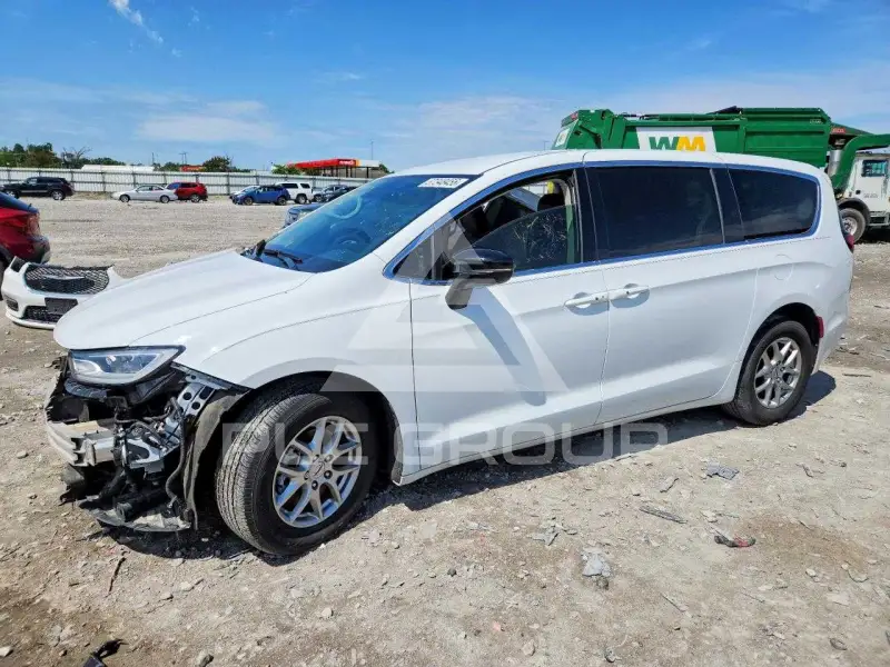 2024 Chrysler PACIFICA фото