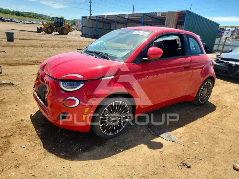 2024 Fiat 500 фото