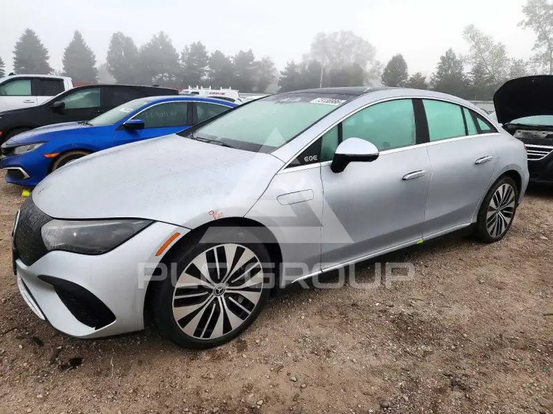 2024 Mercedes Benz EQE photo