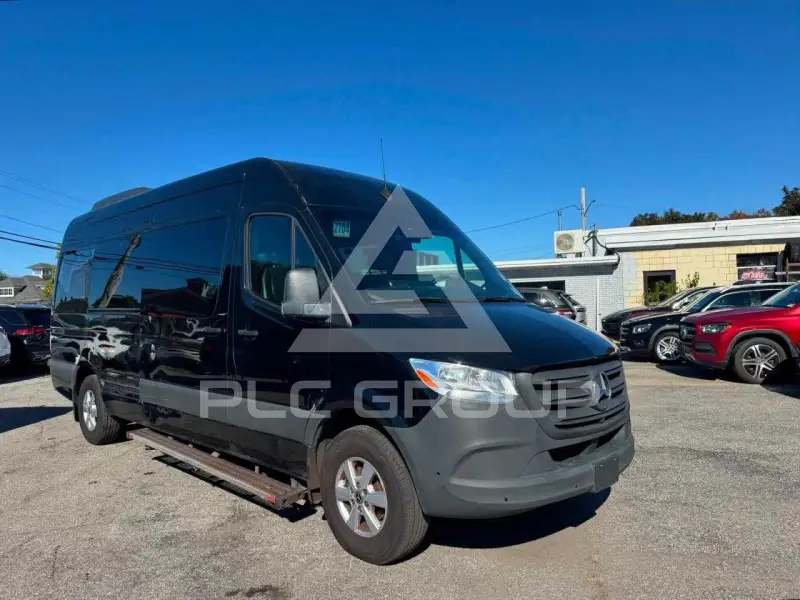 2024 Mercedes Benz Sprinter photo