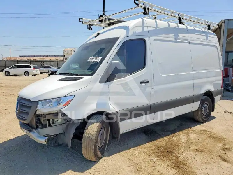 2024 Mercedes Benz Sprinter photo