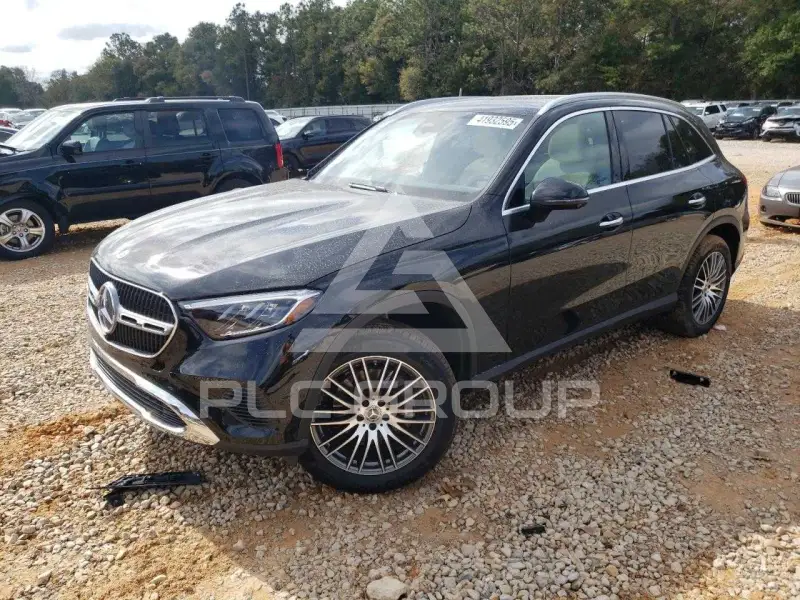 2024 Mercedes Benz GLC-Class фото