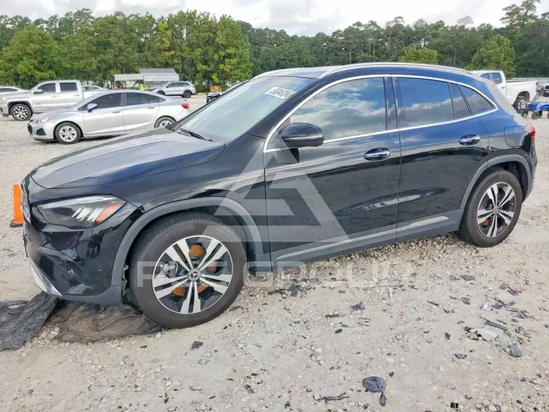 2024 Mercedes Benz GLA-Class фото
