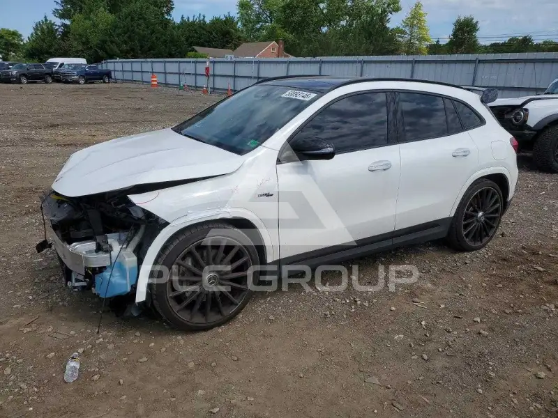 2024 Mercedes Benz GLA-Class фото