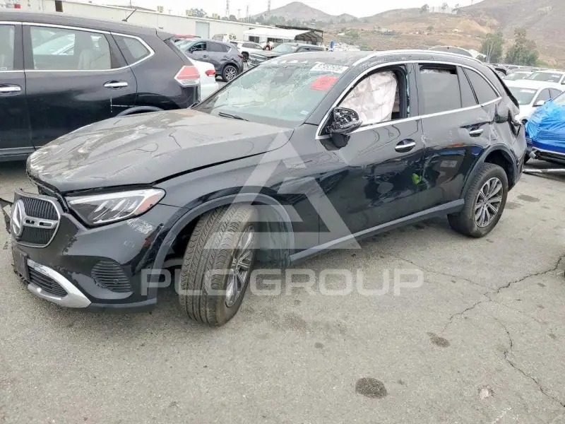 2024 Mercedes Benz GLC-Class фото