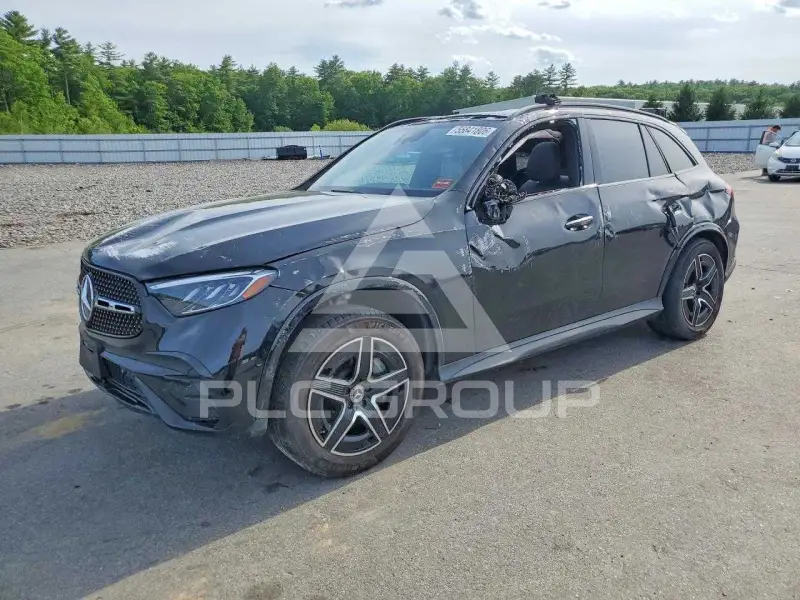 2024 Mercedes Benz GLC-Class photo
