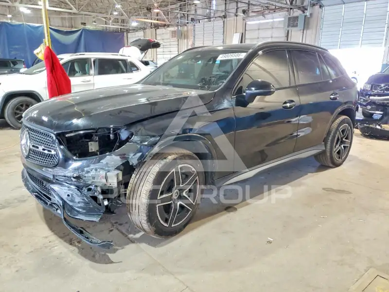 2024 Mercedes Benz GLC-Class фото