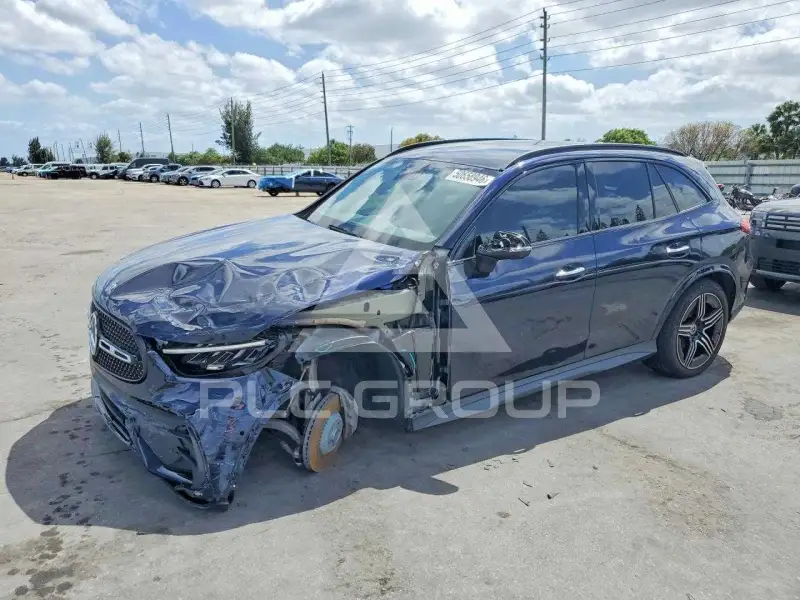2024 Mercedes Benz GLC-Class фото