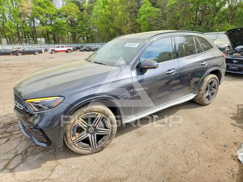 2024 Mercedes Benz GLC-Class фото