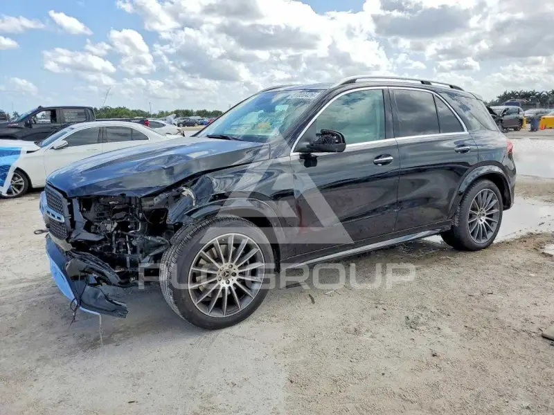 2024 Mercedes Benz GLE-Class фото