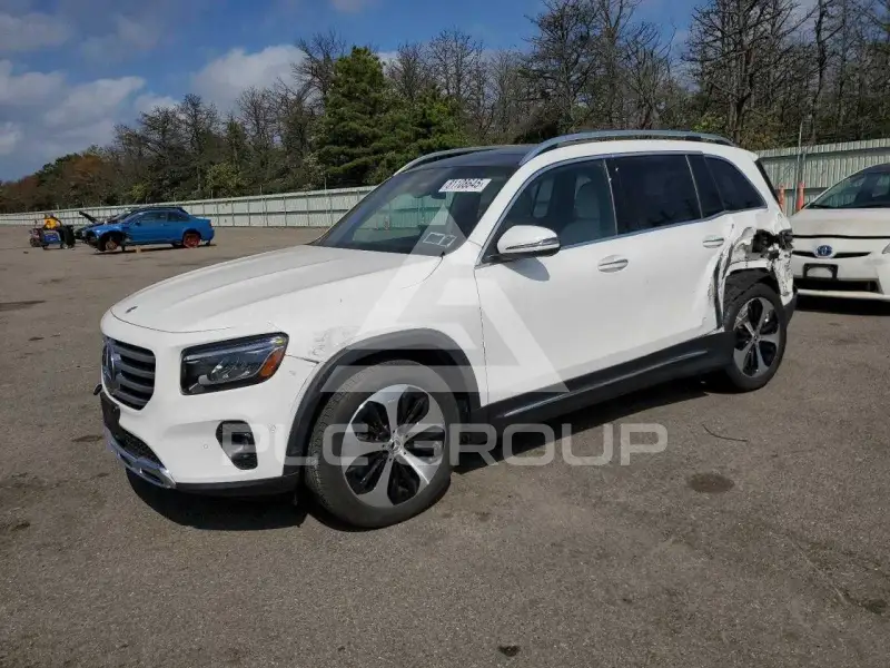 2024 Mercedes Benz GLB фото