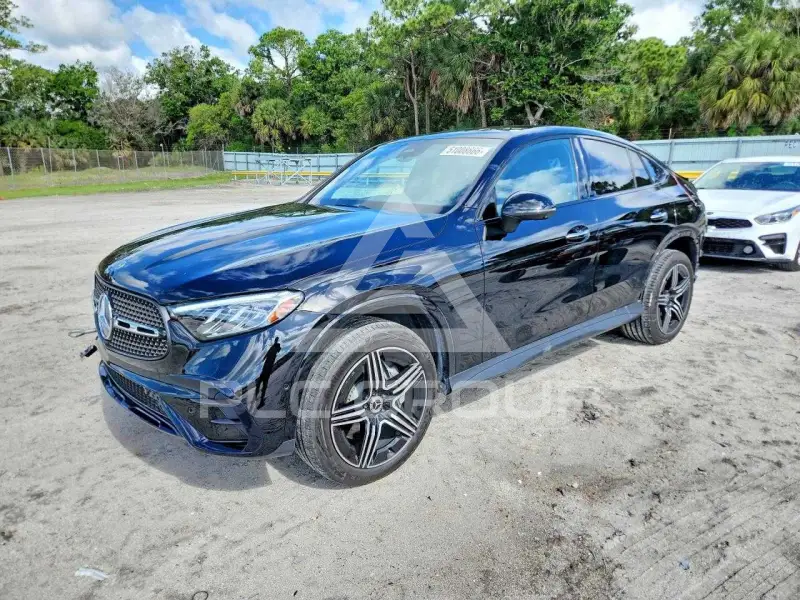 2024 Mercedes Benz GLC-Class фото