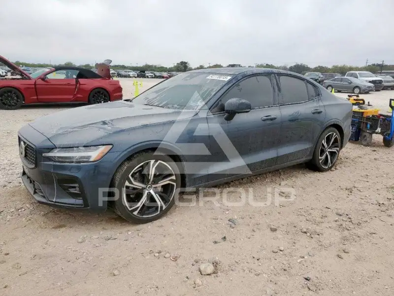 2024 Volvo S60 photo