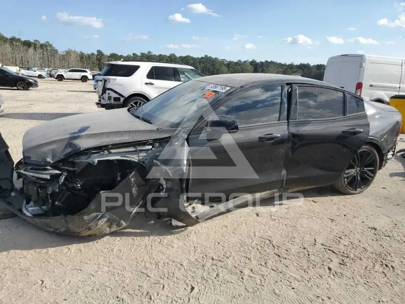 2024 Volvo S60 фото