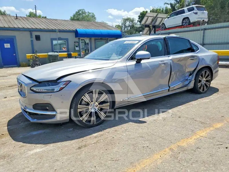 2024 Volvo S90 photo