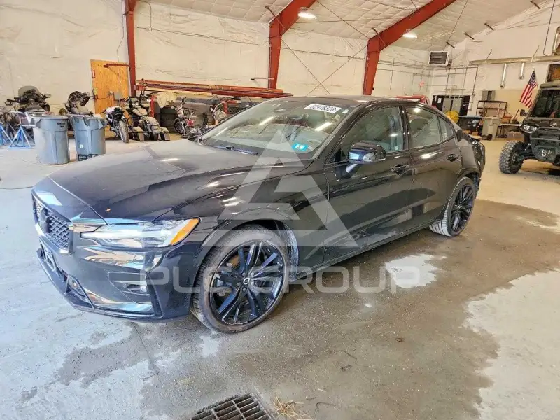 2024 Volvo S60 фото
