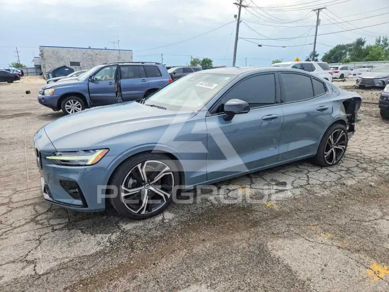 2024 Volvo S60 фото