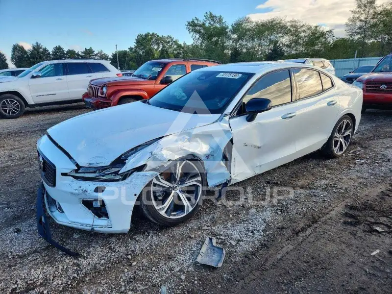 2024 Volvo S60 photo