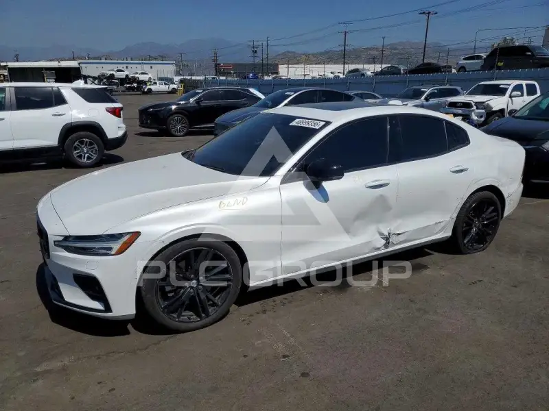2024 Volvo S60 photo