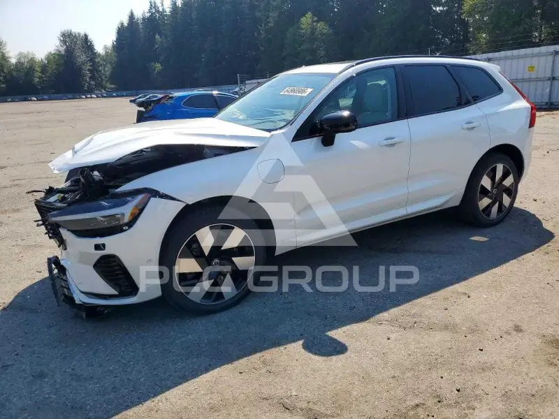 2024 Volvo XC60 фото