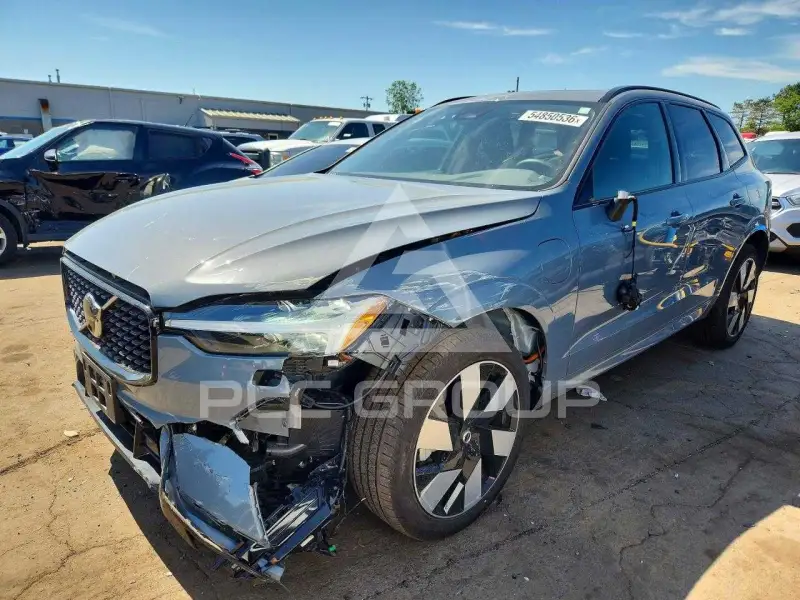 2024 Volvo XC60 фото