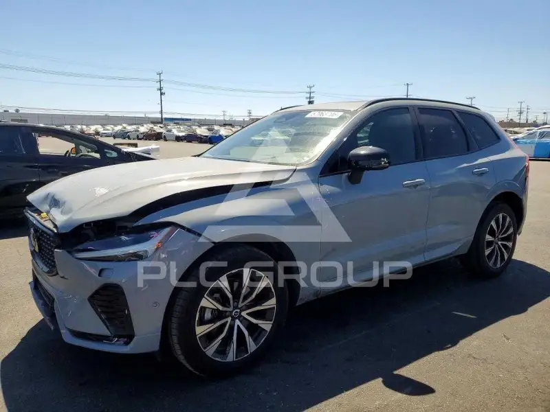 2024 Volvo XC60 фото