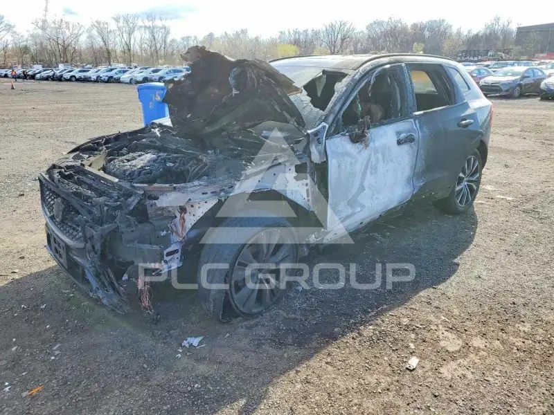 2024 Volvo XC60 фото