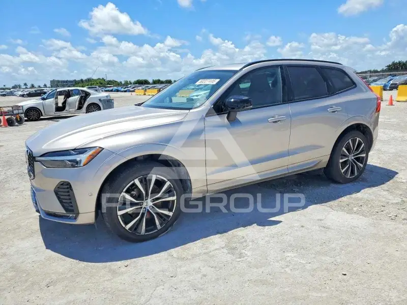 2024 Volvo XC60 фото