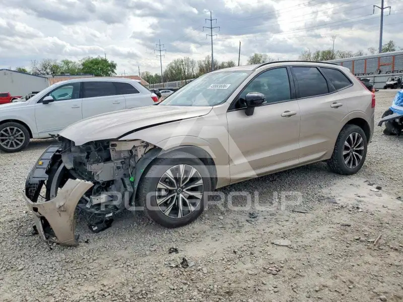 2024 Volvo XC60 фото