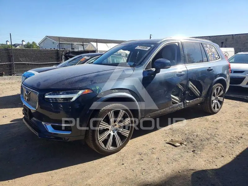 2024 Volvo XC90 фото