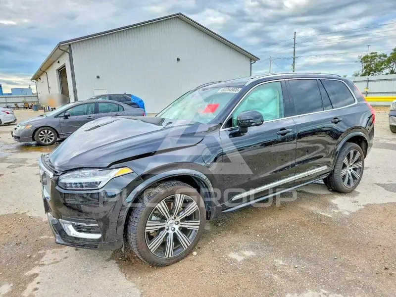 2024 Volvo XC90 фото