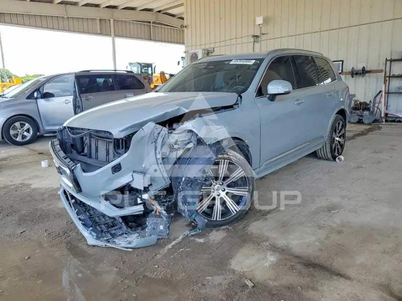 2024 Volvo XC90 photo