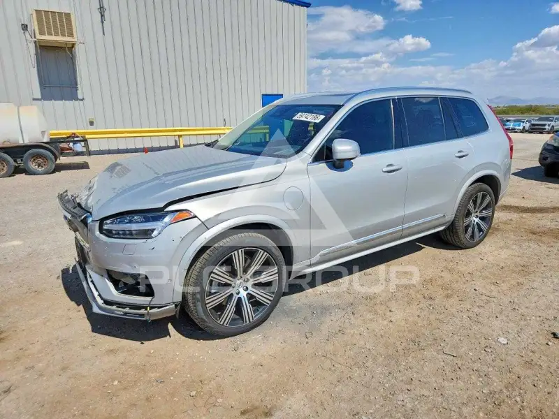 2024 Volvo XC90 фото